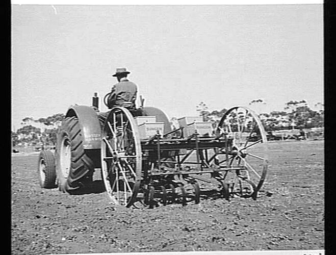 `SUNGEM' AT ALBION: MAR 1953