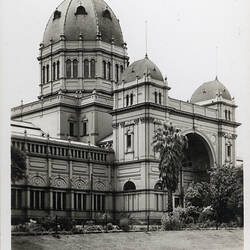 Postcard - Southern Entrance, Exhibition Building, Rose Series, Melbourne, circa 1940
