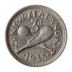 Coin - 3 Pence, New Zealand, 1935
