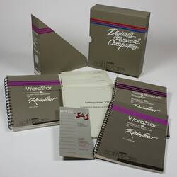 Software Manuals in Box - Digital, WordStar V3.32, Rainbow Computer System, 1983