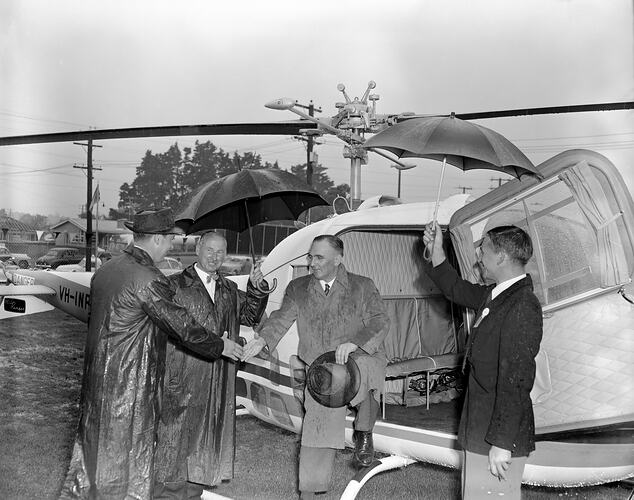 Futurama Homes, Arriving in a Helicopter, Mount Waverley, Victoria, 07 Mar 1959