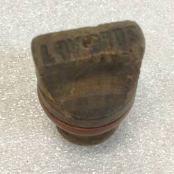 Photographic image of bottle stopper.