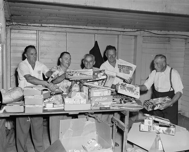 Commonwealth Fertilizers and Chemicals Ltd, Men with Toys and Board Games, Frankston, Victoria, Jan 1959