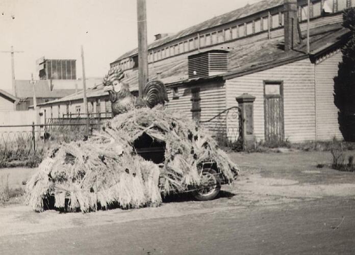 Photograph - Decorated Car, Ballarat, 1935
