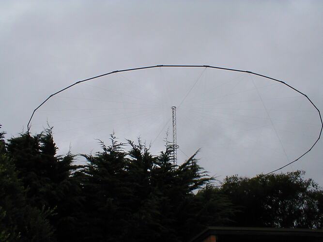 Circular antenna, - Melbourne Coastal Radio Station
