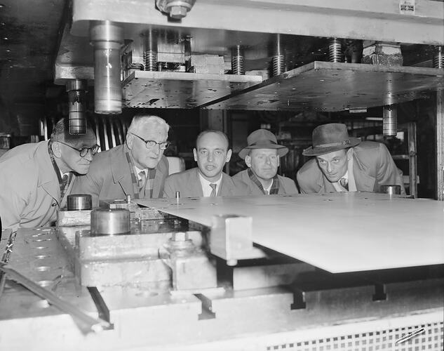 Electrolux Ltd, Factory Tour, Victoria, 10 Aug 1959