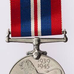 Medal - The War Medal 1939-1945, Australia, 1945 - Reverse