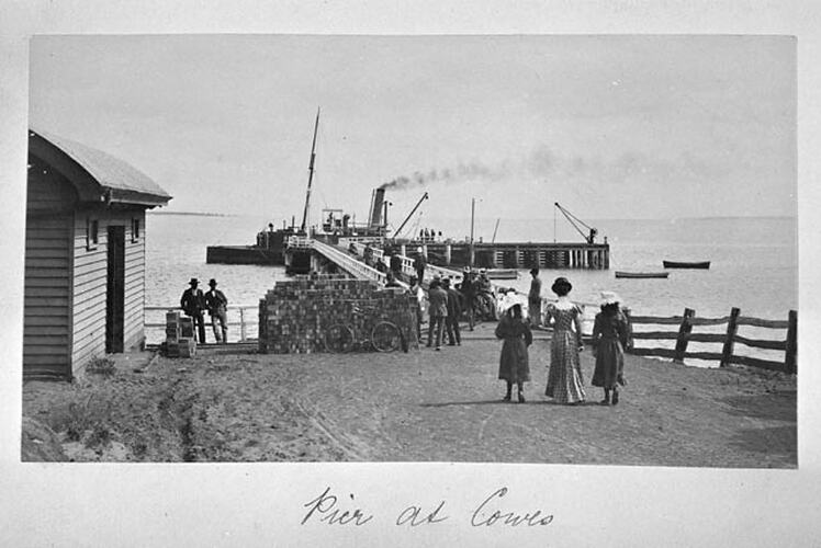 Pier at Cowes