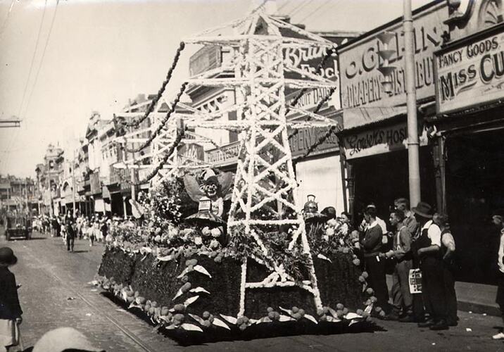 Photograph - Decorated Float, Ballarat, 1935