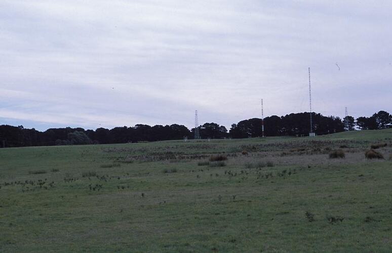MM 028505 Transmit antenna farm. Melbourne Coastal Radio Station, Cape Schanck