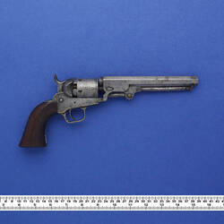 Revolver - Colt 1849 Pocket, 1853