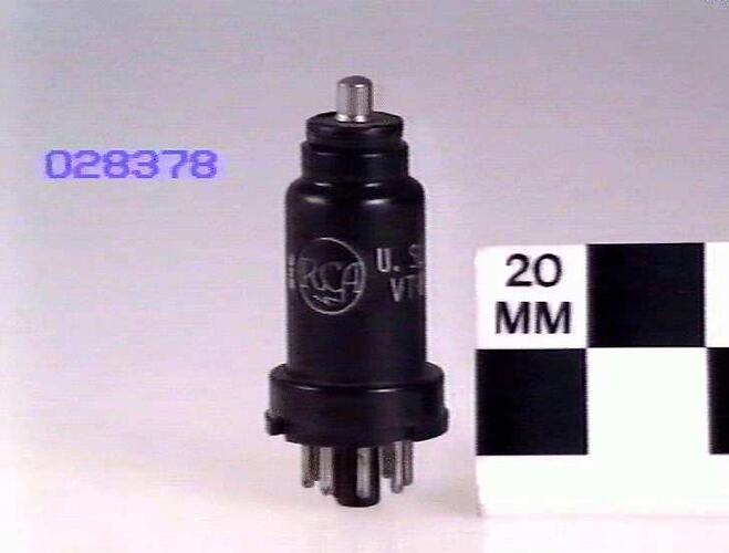 Electronic Valve - RCA, Heptode, Type 6L7, 1940s
