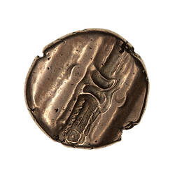 Coin, round, two crescents in the centre of a wreath which terminates at ring ornament.