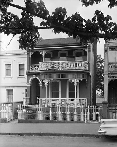 Southdown Press, Exterior of a Terrace House, East Melbourne, 28 Oct 1959