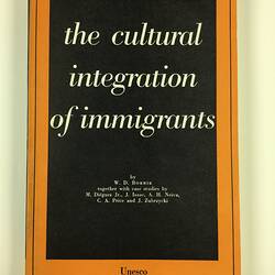 HT 56089, Book - 'The Cultural Integration Of Immigrants', UNESCO Conference, Paris 1959 (MIGRATION), Document, Registered