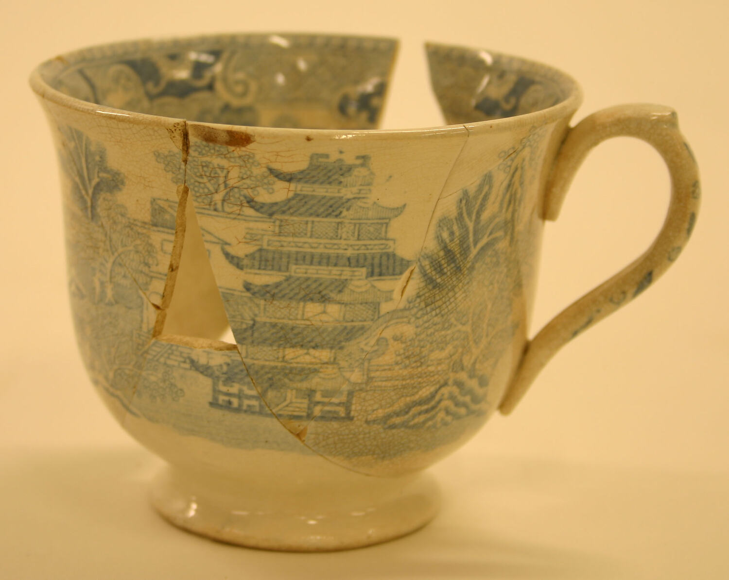 Tea Cup Whiteware, Blue Transferprinted, Two Temples Pattern