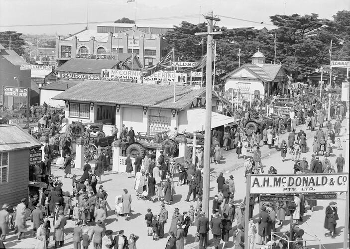 McCormick-Deering Pavillion 1946