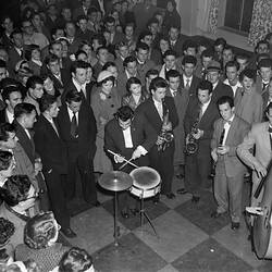 Negative - American Music Celebrities Performing, Victoria, 25 Jul 1954