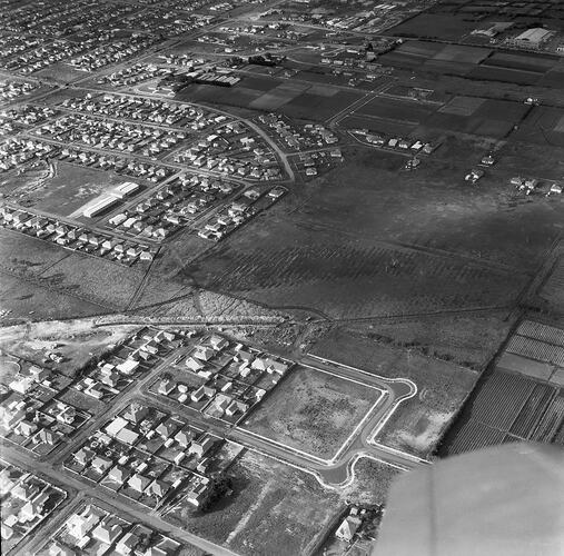 Monochrome aerial photograph of Moorabbin.