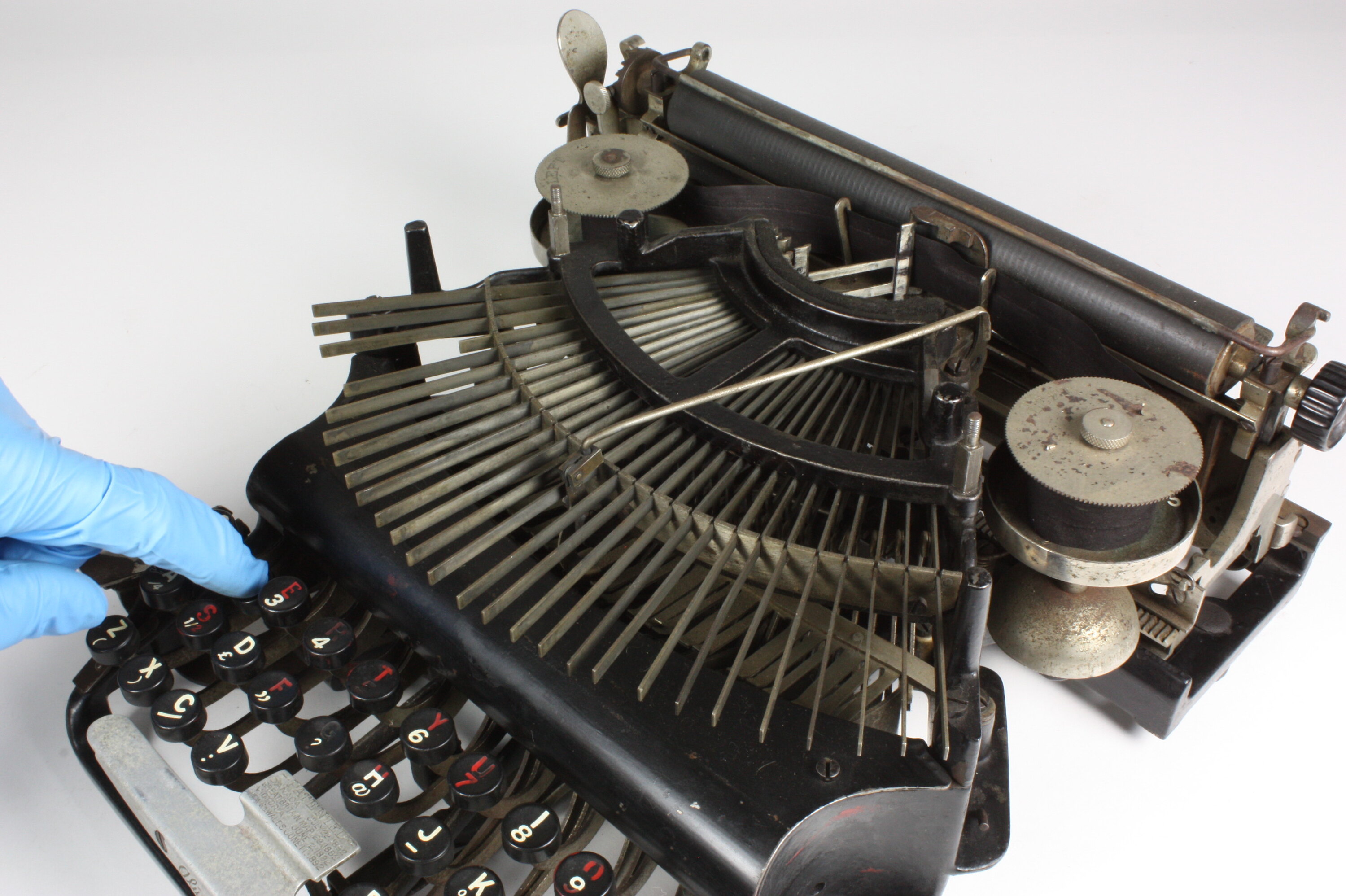 Typewriter - Williams Manufacturing Co., Empire Model, 1900-1904