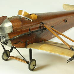 Model aeroplane viewed from front leftside.