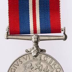 Medal - The War Medal 1939-1945, Australia, 1945 - Obverse