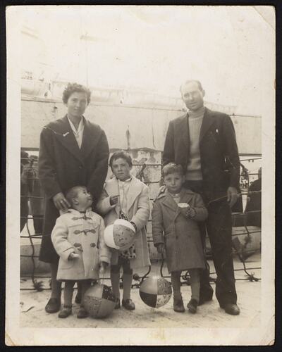 Annetta Family, Port of Messina, Ship Australia, 1960