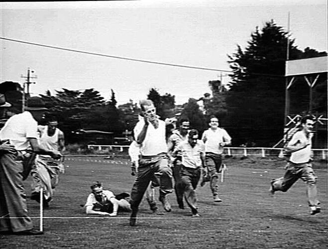 SUNSHINE HARVESTER WORKS PICNIC 1950: HELD AT THE FRANKSTON PARK: THE MARRIED MEN SHOW THEIR PACES: `SUNSHINE REVIEW': APRIL 1950