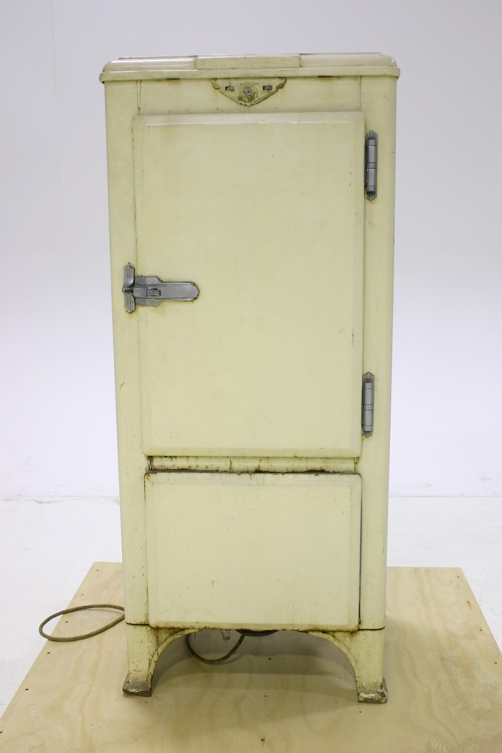 Refrigerator Frigidaire, Cream, United States of America, circa 1933