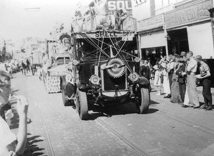 Photograph - Decorated Truck, Ballarat, 1935