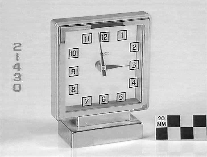 Electric Clock Smiths English Clocks, circa 1938