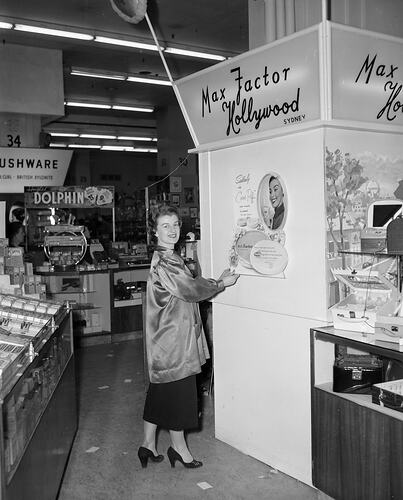 Myer Pty Ltd, Cosmetics Display & Model, Melbourne, Victoria, Aug 1954