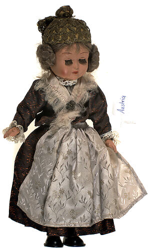 National doll - Austria