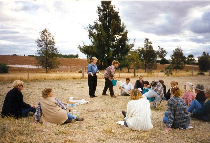 Digital Image - Tour, Women on Farms Gathering, Bendigo 1997