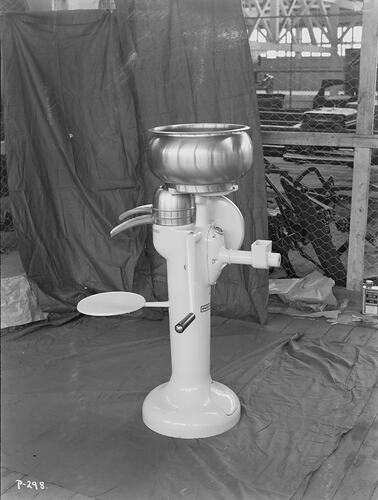 McCormick-Deering 3-S Cream Separator