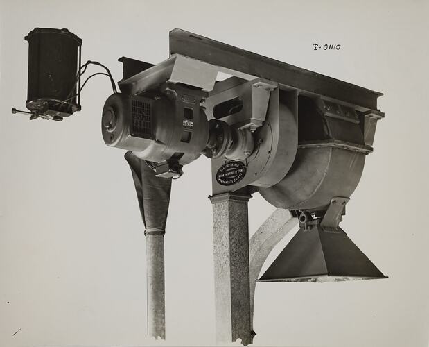 Photograph - Schumacher Mill Furnishing Works, Machine, Port Melbourne, Victoria, circa 1940s