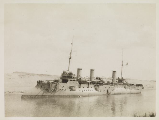 'The 'Swiftsure', Egypt, Captain Edward Albert McKenna, World War I, 1914-1915
