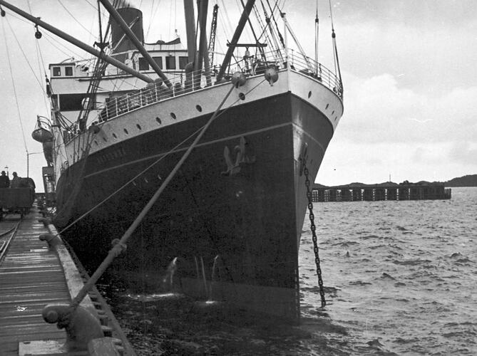 [The passenger ship Katoomba moored at Albany, WA, 1930s.]