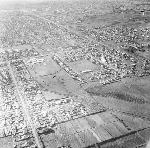 Monochrome aerial photograph of Moorabbin.