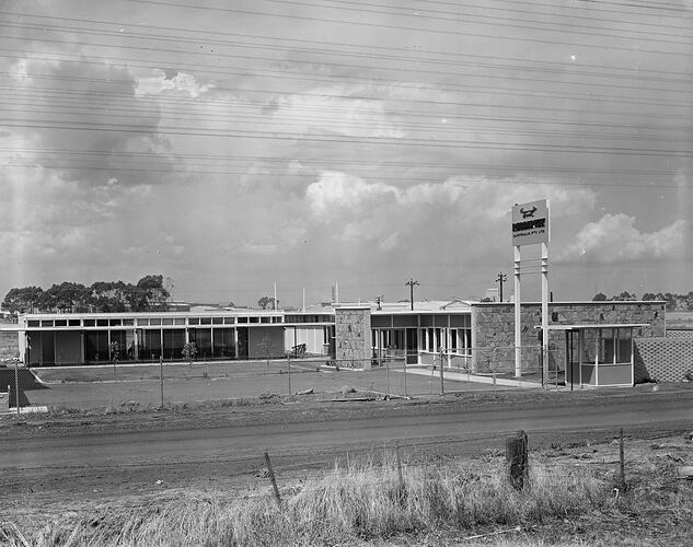 Exterior of Rubbertex Building, Sunshine, Victoria, 21 Jan 1960