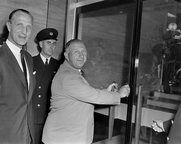 Sir Henry Bolte at Prudential Building Opening, Melbourne, 09 Feb 1960