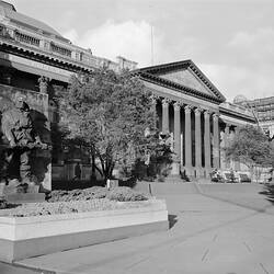 Swanston street entrance of Institute of Applied Science (Science Museum), Melbourne, 1966