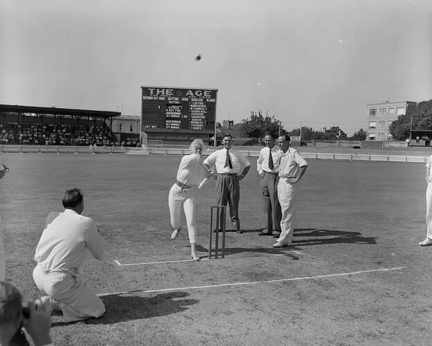 Cricket Match, St Kilda Cricket Ground, St Kilda, Victoria, Jan 1959