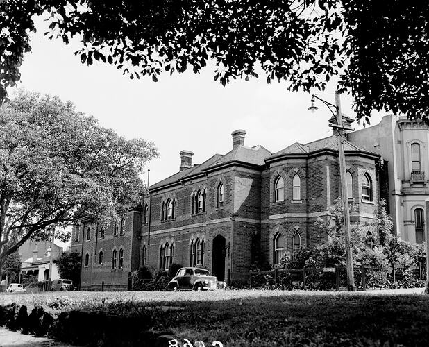DENES COURT