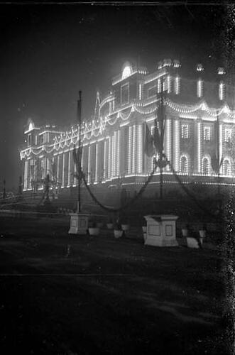 Stereograph - Glass, Illuminated Parliament House, Federation Celebrations, 1901