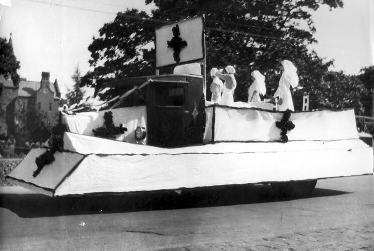 Photograph - Decorated Float, Ballarat, 1935