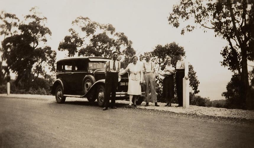 Digital Photograph - Family & Friends with New Baby, Sightseeing at Mount Dandenong, 1937