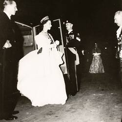 Photograph - Queen Elizabeth II Arriving at the Lord Mayor's Ball ...