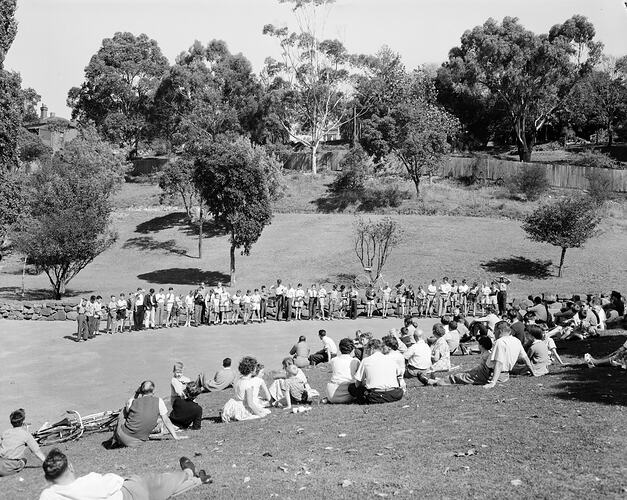 Coca-Cola, Yo-Yo Competition, Como Park, South Yarra, Victoria, 1958