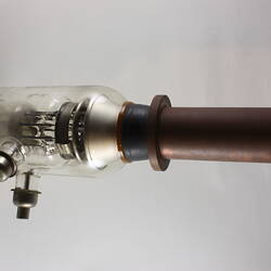 Electronic Valve - Federal Tel & Radio Corp, Triode, Type 124A, 1940-1945